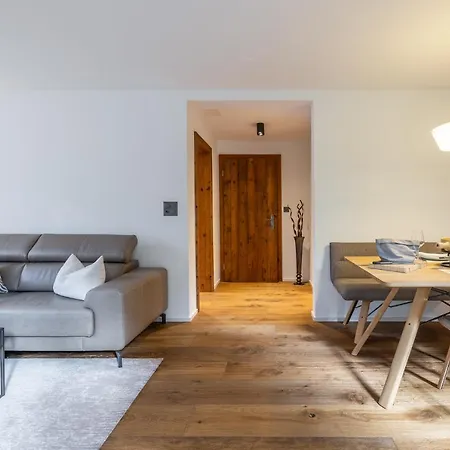 Apartment Chasa Valambrun 1004 Vulpera