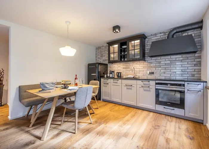 Chasa Valambrun 1004 *